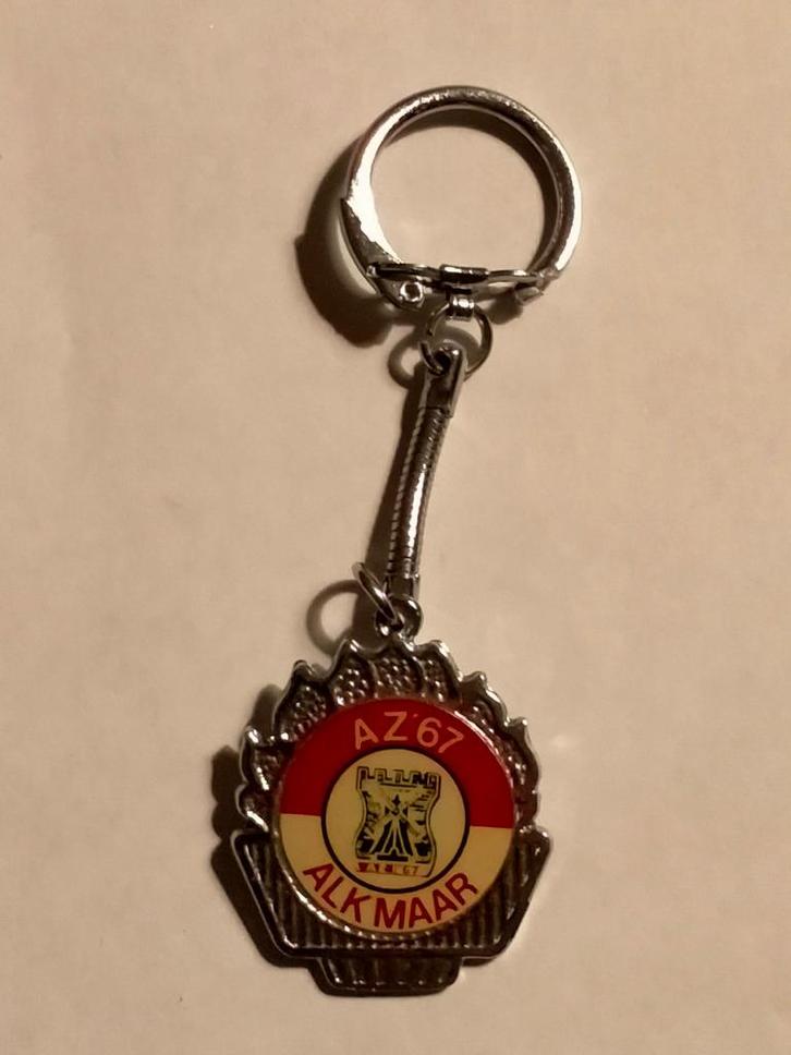 AZ'67 AZ 67 Alkmaar vintage voetbal sleutelhanger sport club, Verzamelen, Sportartikelen en Voetbal, Gebruikt, Ophalen of Verzenden