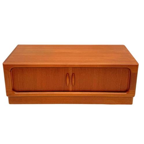Renovated Vintage Dyrlund Teak Media Cabinet, Huis en Inrichting, Kasten | Dressoirs, Zo goed als nieuw, 100 tot 150 cm, 50 tot 75 cm