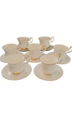 Royal Albert Val D'or kop en schoteltje x 7, Huis en Inrichting, Keuken | Servies, Ophalen of Verzenden, Zo goed als nieuw, Overige stijlen
