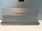 Vertical stand for MacBook Pro, Ophalen of Verzenden, Nieuw