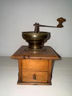 Antieke koffiemolen, Antiek en Kunst, Ophalen of Verzenden