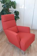Rode design fauteuil van design on stock, model Solo, Huis en Inrichting, Fauteuils, Ophalen, 75 tot 100 cm, Stof, 50 tot 75 cm