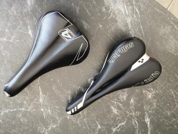 Racefietszadel beschikbaar voor biedingen