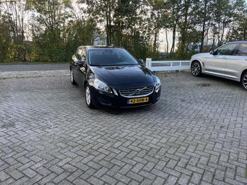 Volvo V60 1.6 T3 CRUISE AIRCO PDC (bj 2012, automaat) beschikbaar voor biedingen