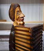 Houten kast in de vorm van een geleerde, Ophalen of Verzenden