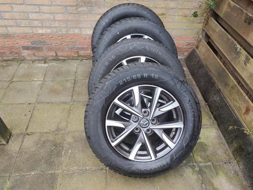 Originele Mazda CX 3 / CX 30 velgen + winterbanden 215/65R16, Auto-onderdelen, Banden en Velgen, Banden en Velgen, Winterbanden