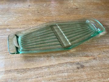 Glazen onderschaaltje roomstel groen Neerlandia A.D. Copier beschikbaar voor biedingen