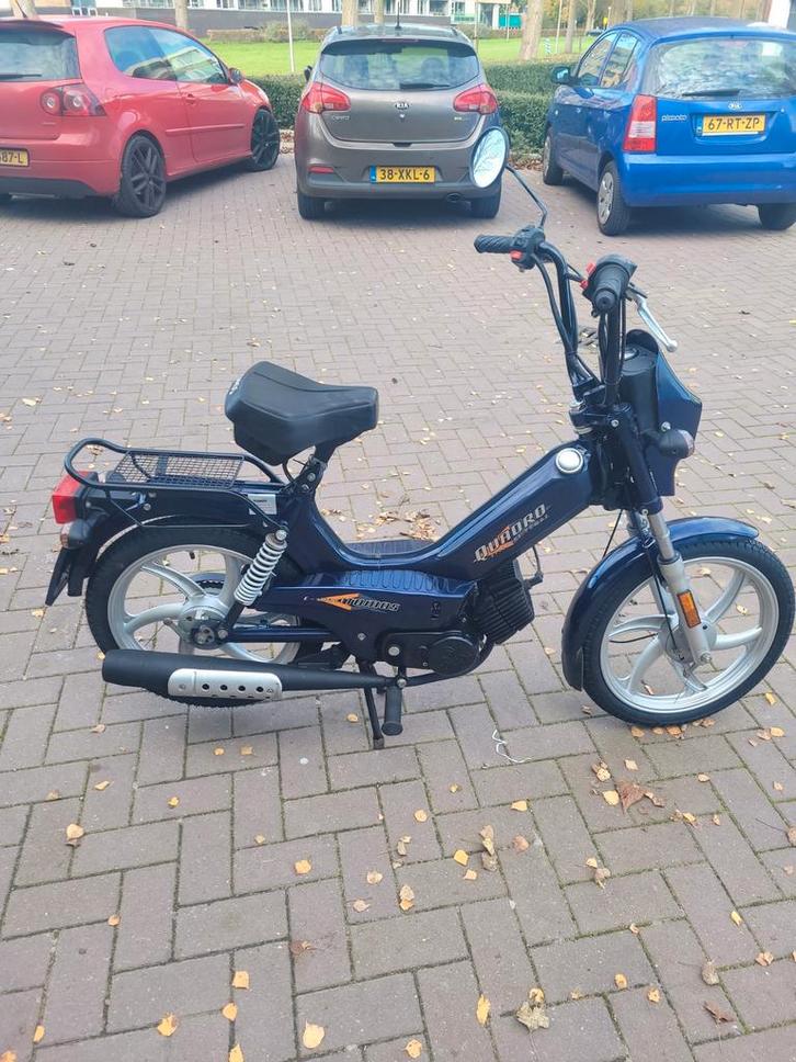 Mooie Tomos quadro electrische start nw banden en accu., Fietsen en Brommers, Brommers | Tomos, Zo goed als nieuw, Standard, Ophalen of Verzenden