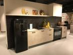 Showroom Keuken compleet nieuw met garantie- Hello Kitchen, Huis en Inrichting, Keuken | Complete keukens, Zwart, Nieuw, Enkelwandige keuken