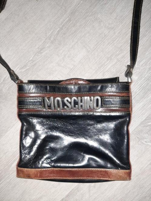 MOSCHINO leren tas & ceintuur, Sieraden, Tassen en Uiterlijk, Tassen | Damestassen, Zo goed als nieuw, Verzenden