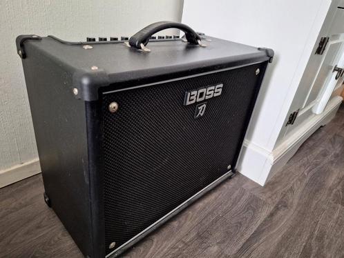 Boss katana 50 versterker., Muziek en Instrumenten, Behuizingen en Koffers, Zo goed als nieuw, Ophalen of Verzenden