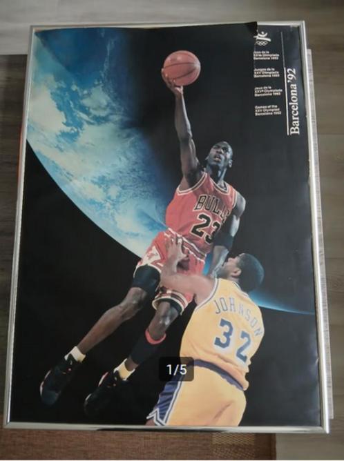 1992 OS Barcelona Michael Jordan Vs. Magic Johnson poster, Sport en Fitness, Basketbal, Gebruikt, Overige typen, Ophalen