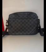 Louis Vuitton-heren tas, Sieraden, Tassen en Uiterlijk, Tassen | Schoudertassen, Ophalen, Gebruikt, Zwart