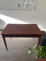 Notenhouten bureau, Ophalen, Zo goed als nieuw, Bureau