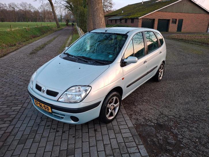 Renault Scénic 1.4 16V RN met nieuwe APK, Auto's, Renault, Particulier, Scénic, ABS, Airbags, Boordcomputer, Centrale vergrendeling