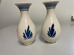 Twee Delfts blauwe vaasjes, 15 cm hoog, Antiek en Kunst, Ophalen of Verzenden