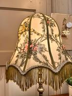 Prachtige antieke lamp met franjes, kap met bloemen print, Ophalen, Hoofdstraat 15 de steeg, Info@ilfienile.nl, Zo goed als nieuw