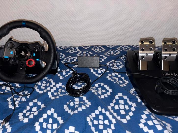 Logitech g29 gamingstuur, Spelcomputers en Games, Spelcomputers | Sony PlayStation Consoles | Accessoires, Gebruikt, PlayStation 4