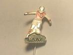 Metalen M.V.V. VOETBALLER VOETBALCLUB Speld (Rood/Wit)., Verzamelen, Speldjes, Pins en Buttons, Verzenden, Zo goed als nieuw, Sport