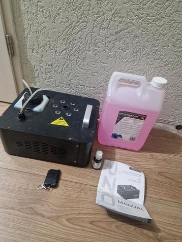 Ibiza Light FOG900-RGB Rookmachine beschikbaar voor biedingen