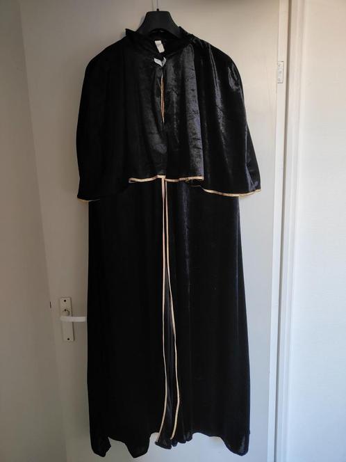 (Piraten)cape heren maat 54, Kleding | Heren, Carnavalskleding en Feestkleding, Gedragen, Kleding, Carnaval, Maat 52/54 (L), Ophalen of Verzenden
