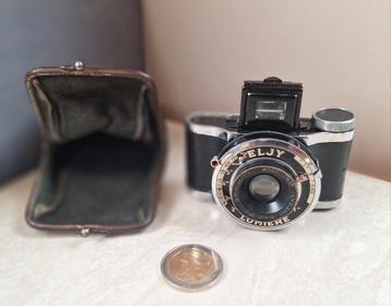 Miniatuur camera. ELJY LUMIERE. Contact! beschikbaar voor biedingen