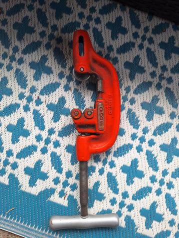 ridgid 360 pijpsnijder beschikbaar voor biedingen