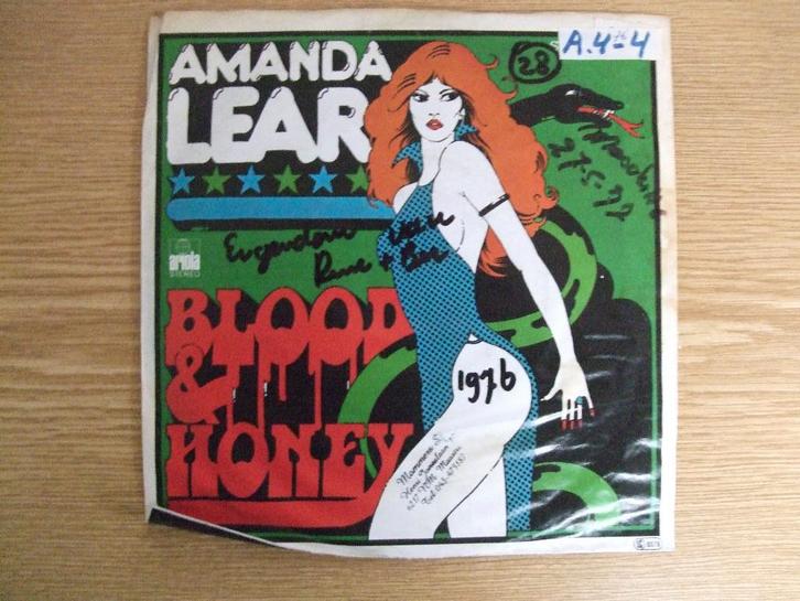 AMANDA LEAR    BLOOD & HONEY / SHE'S GOT THE DEVIL IN HER, Cd's en Dvd's, Vinyl Singles, Zo goed als nieuw, Single, Pop, 7 inch
