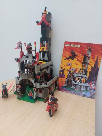 Lego 6097 Night Lord's Castle 100% compleet beschikbaar voor biedingen