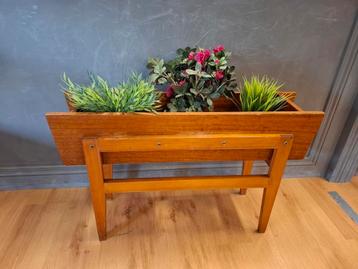 Vintage plantenbak bloembak bloempot teak hout beschikbaar voor biedingen
