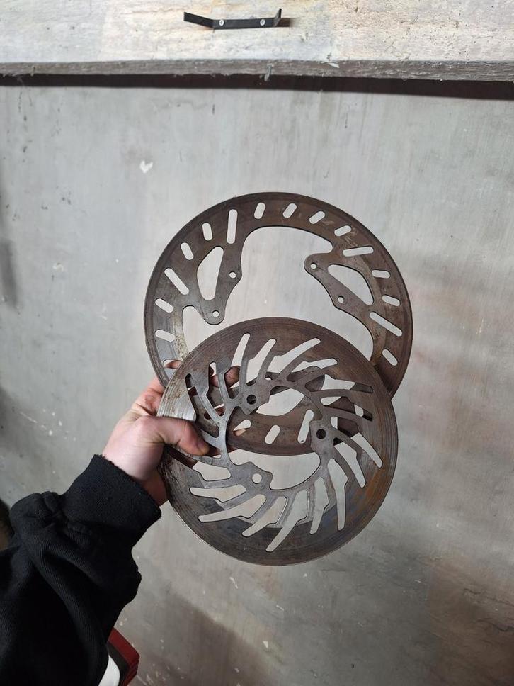 Remschijven schakelbrommer, Cd's en Dvd's, Vinyl | Hardrock en Metal, Zo goed als nieuw, Ophalen of Verzenden