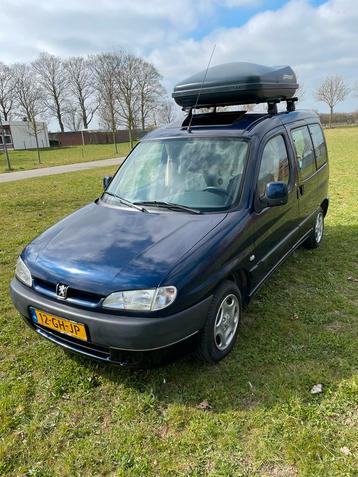 MiniCamper  beschikbaar voor biedingen