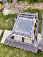 Velux dakraam GGU M04, Doe-het-zelf en Verbouw, Ophalen, Gebruikt, 80 tot 120 cm, 80 tot 120 cm