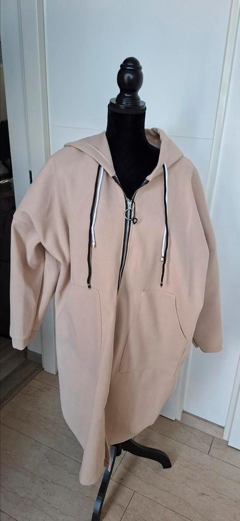 92)Te koop nieuw beige vest 1maat ongv.50/52, Kleding | Dames, Grote Maten, Nieuw, Trui of Vest, Beige, Ophalen of Verzenden