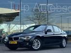BMW 3-serie 318i High Executive Automaat Clima 2018 Leer NAP, Automaat, Zwart, Bedrijf, 3 cilinders