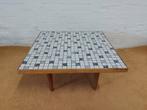 Vintage steentjes salontafel bijzettafel mozaïek tegel tafel, Ophalen, Huis en Inrichting