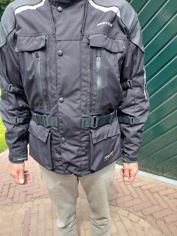 Motorjas Restyle - Heren/Dames beschikbaar voor biedingen