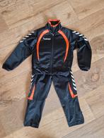 Hummel Trainingspak maat 104, Kinderen en Baby's, Kinderkleding | Maat 104, Ophalen, Jongen of Meisje, Sport- of Zwemkleding, Zo goed als nieuw
