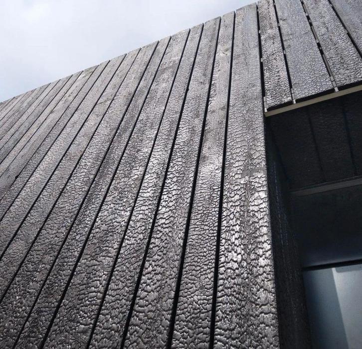 Shou Sugi Ban, gebrande en unieke planken, Huis en Inrichting, Overige Huis en Inrichting, Nieuw, Ophalen of Verzenden