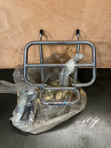 Te koop nos piaggio zipt type 3 fast rider rekje beschikbaar voor biedingen