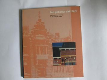 Een gebouw dat blijft venlo boek oude rijks beschikbaar voor biedingen