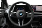 BMW 1 Serie 120 M Sport Automaat / Sportstoelen / Achteruitr, Auto's, BMW, 156 pk, Met garantie (alle), Zwart, Bedrijf