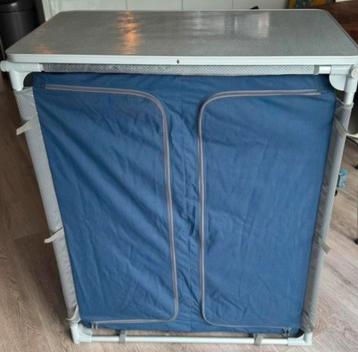 Campingkastje - Opbergkast voor Kleding/Keuken beschikbaar voor biedingen