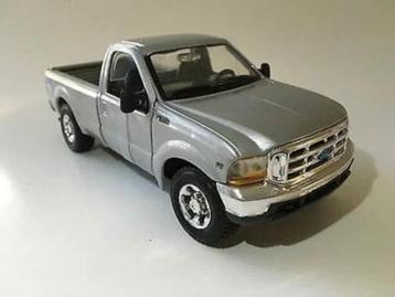 Ford F350 Super Duty grijs beschikbaar voor biedingen