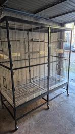Montana Paradiso 150 grote vogelkooi ZGAN, Dieren en Toebehoren, Vogels | Hokken en Kooien, Ophalen, Zo goed als nieuw, Metaal