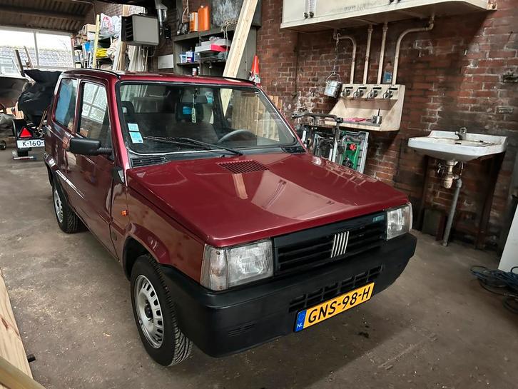 Fiat panda 1000l 1992 Rood, Auto's, Fiat, Particulier, Panda, Benzine, Hatchback, Geïmporteerd, Rood, Beige, Stof, Voorwielaandrijving