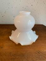 Vintage Lampenkap Wit Glas, Huis en Inrichting, Lampen | Lampenkappen, Wit, Rond, Ophalen of Verzenden, Zo goed als nieuw