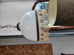 Hanglamp, wit melkglas met kralen rand, Antiek en Kunst, Antiek | Lampen, Ophalen of Verzenden