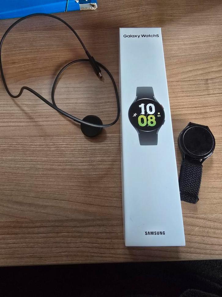 Samsung Galaxy watch5., Sieraden, Tassen en Uiterlijk, Smartwatches, Zo goed als nieuw, Android, Zwart, Verzenden