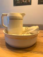Vintage wastafelset met kan en zeepbakjes, Ophalen